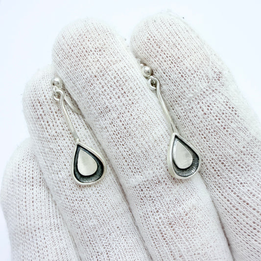 R Tennesmed, Sweden 1959. Vintage Mid-century Solid Silver Earrings.