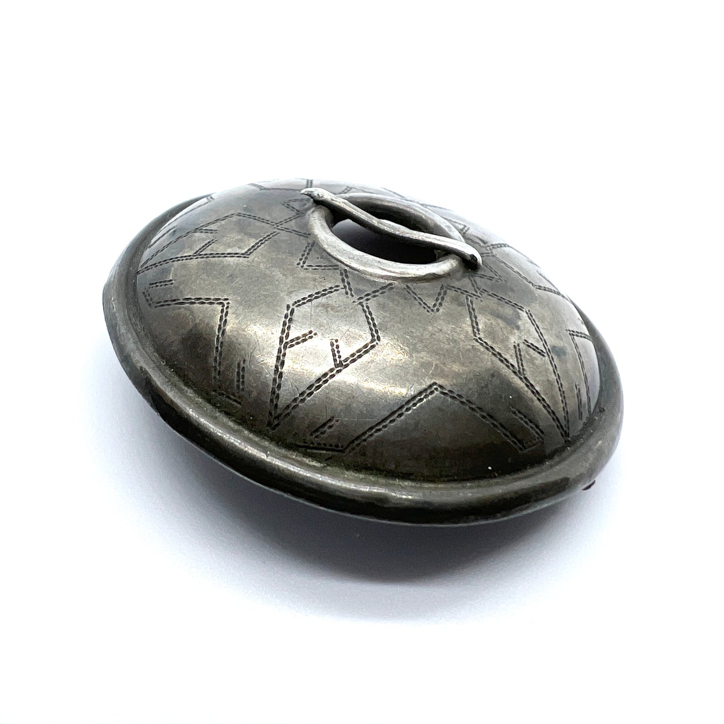 Kaarle August Wahlroos, Finland 1928. Traditional Solid Silver Shield Brooch.