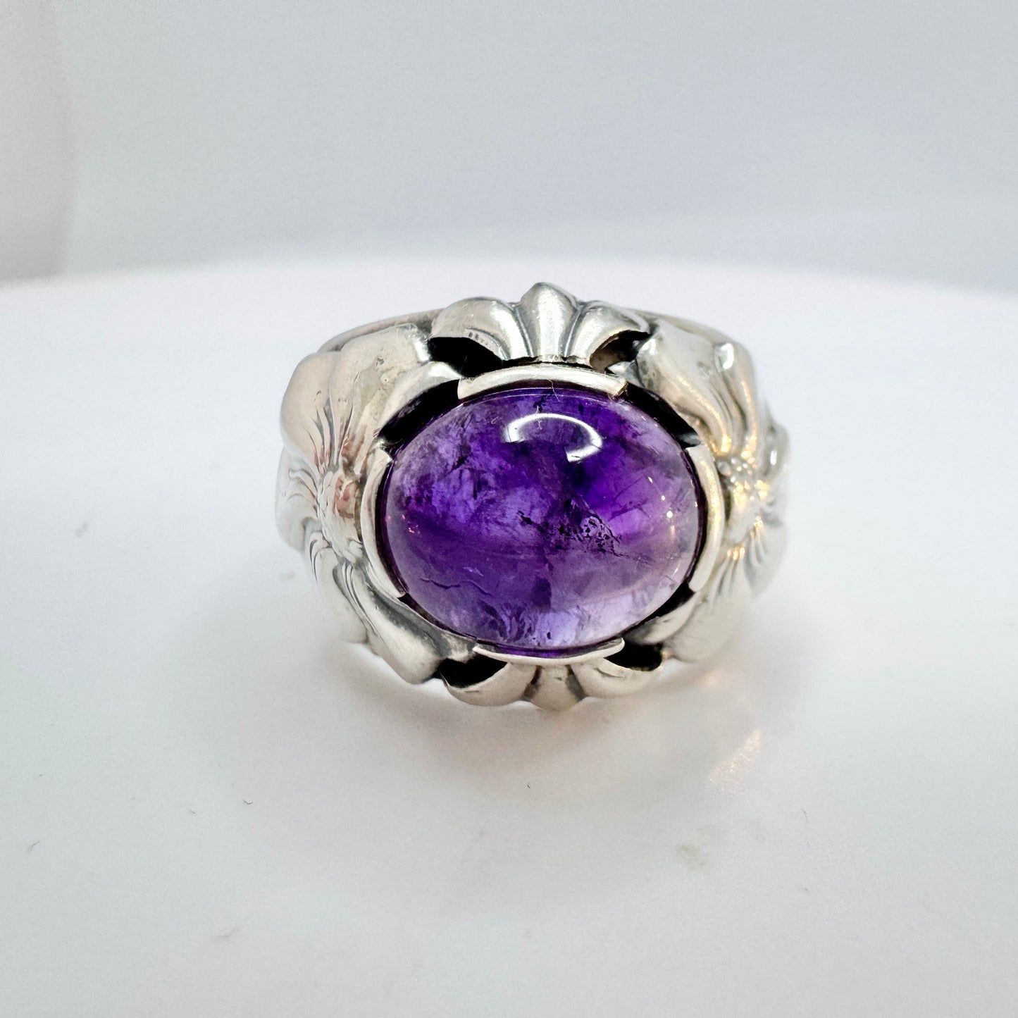 Martin Elmblad, Sweden 1953. Vintage Sterling Silver Amethyst Ring.
