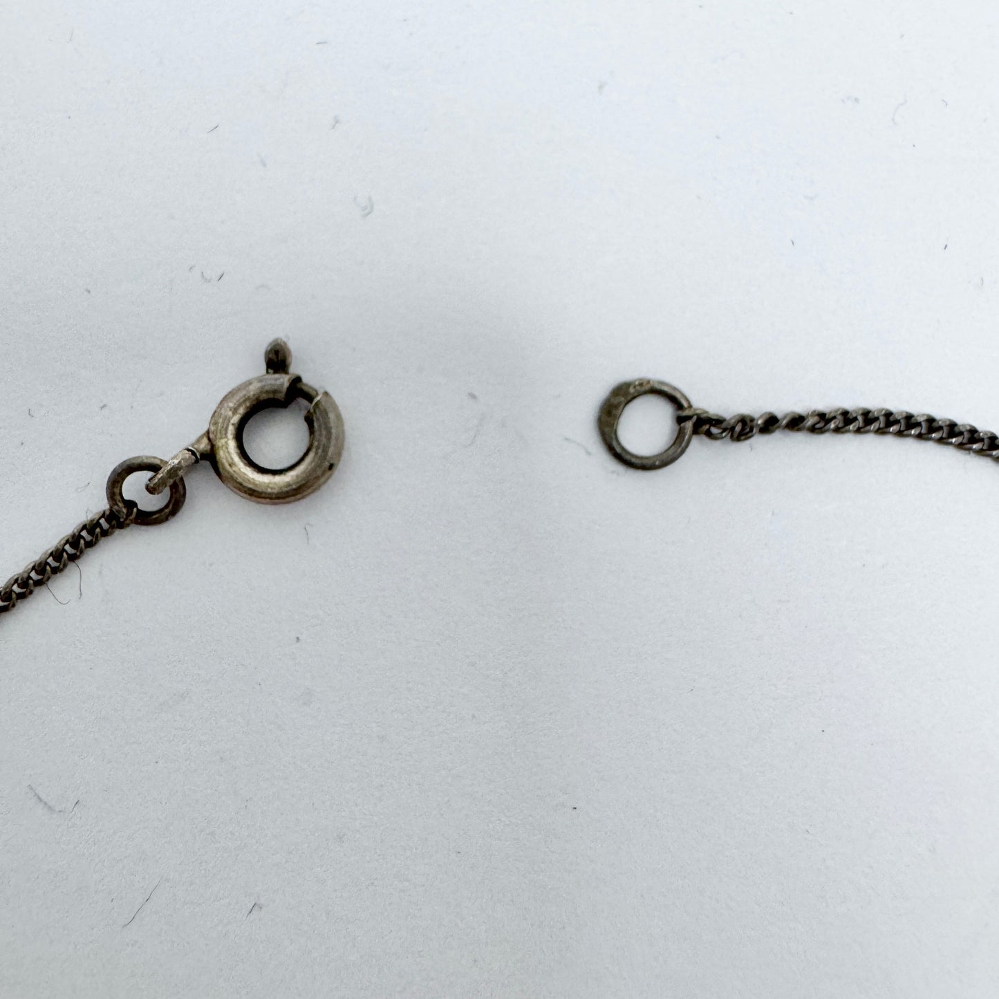 Sweden early 1900s. Solid Silver Chalcedony Négligée Necklace.