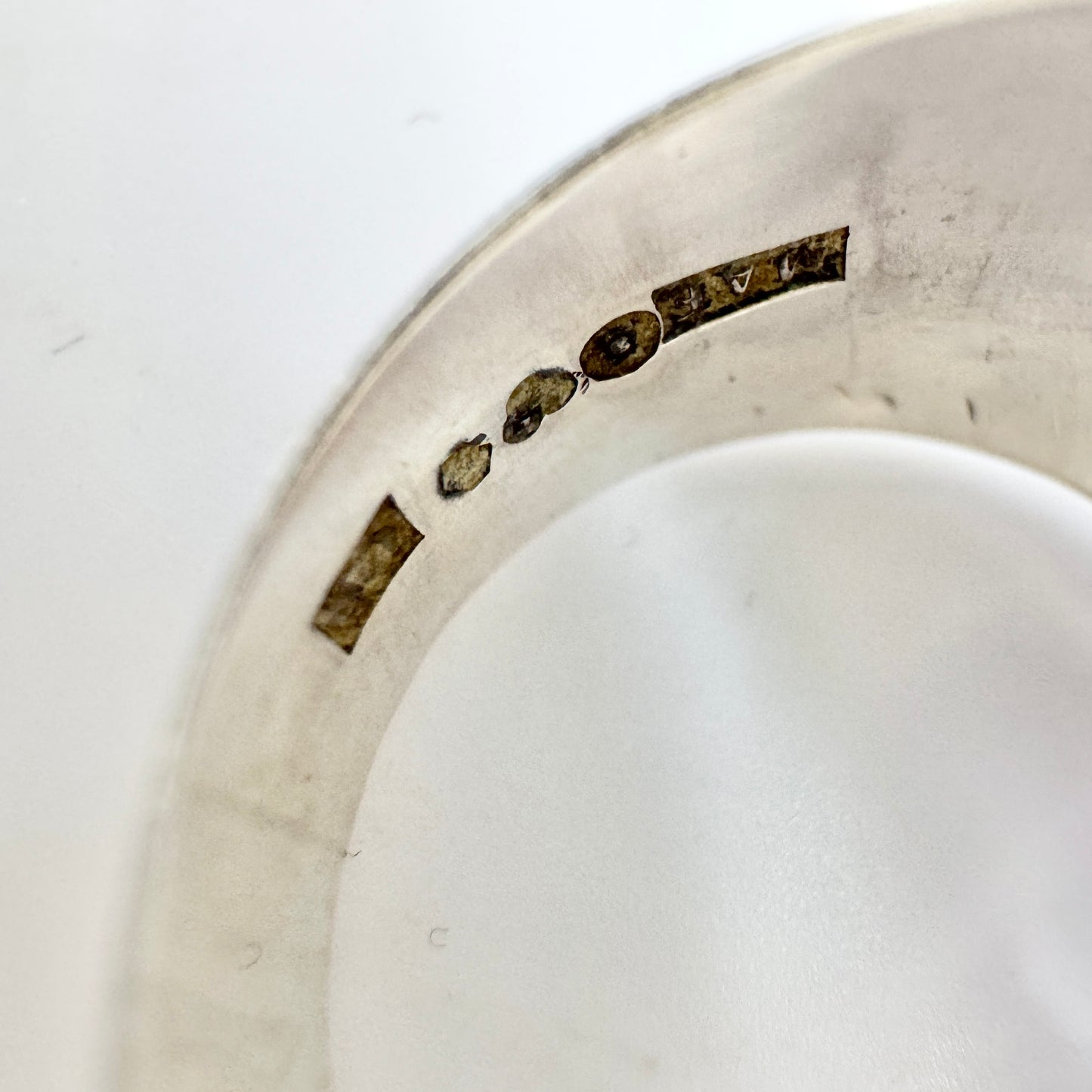 Martin Elmblad, Sweden 1953. Vintage Sterling Silver Amethyst Ring.