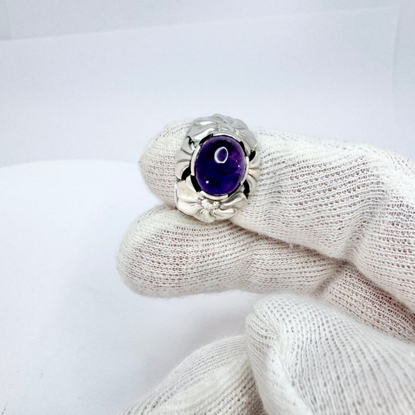Martin Elmblad, Sweden 1953. Vintage Sterling Silver Amethyst Ring.