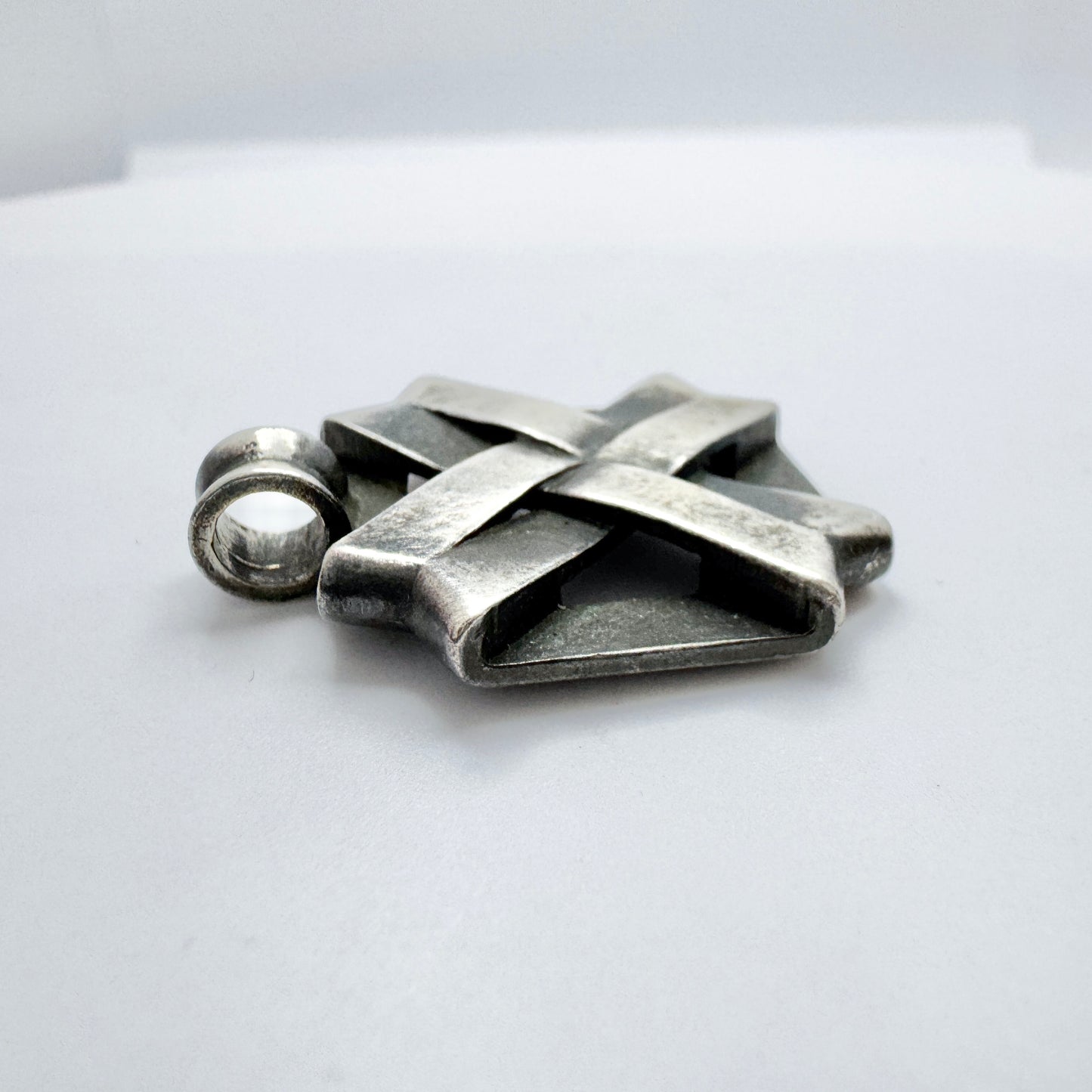 LU, Finland. Vintage Sterling Silver Pendant.