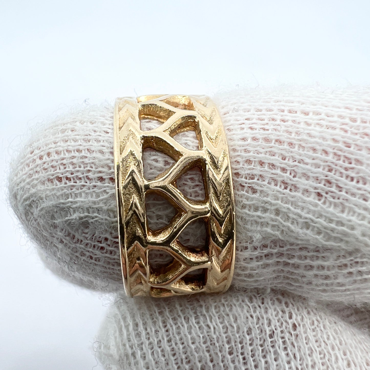 Vintage 18k Gold Roman Empire Era 300 A.D Copy Ring.