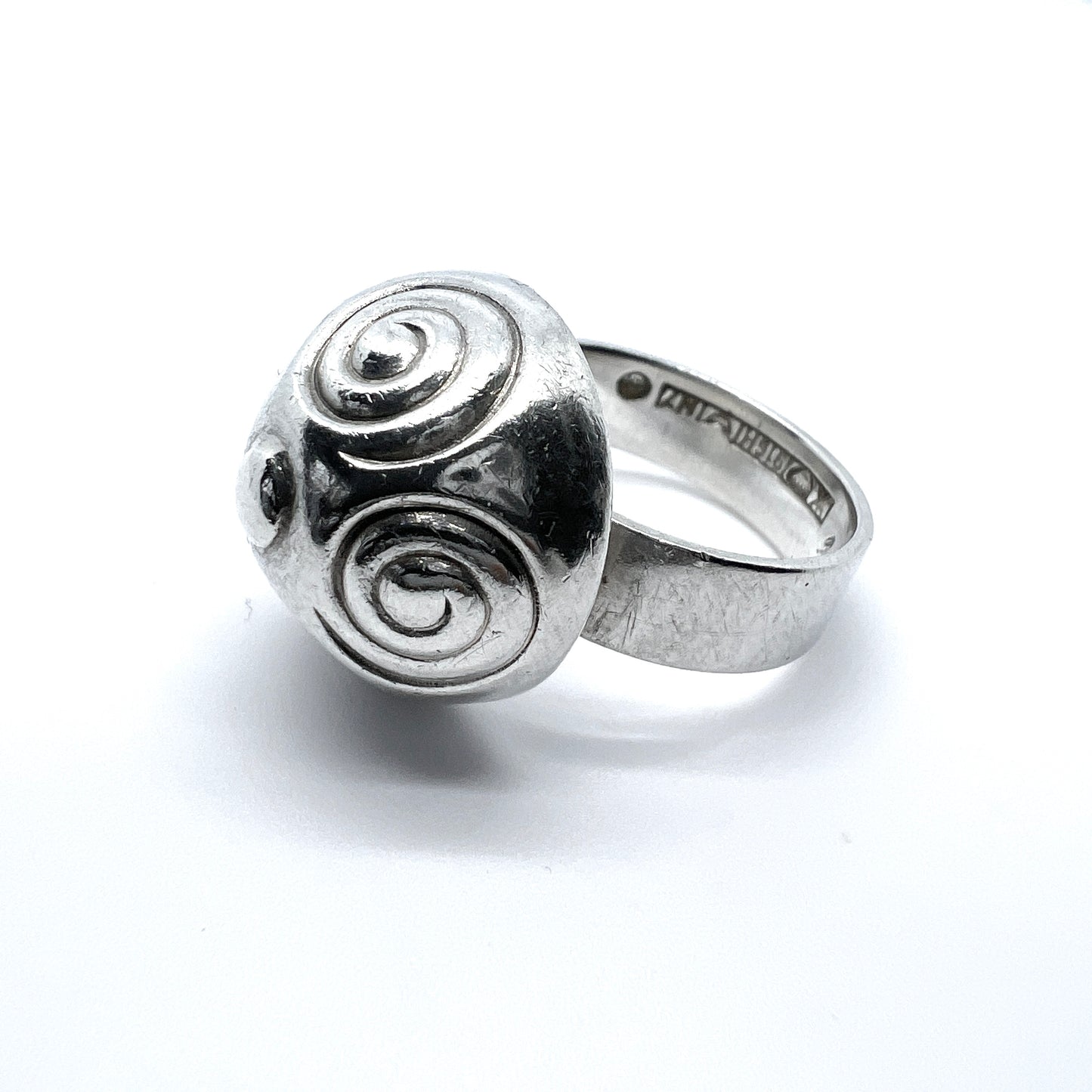 Kalevala Koru, Finland 1966. Vintage Solid Silver Ring.