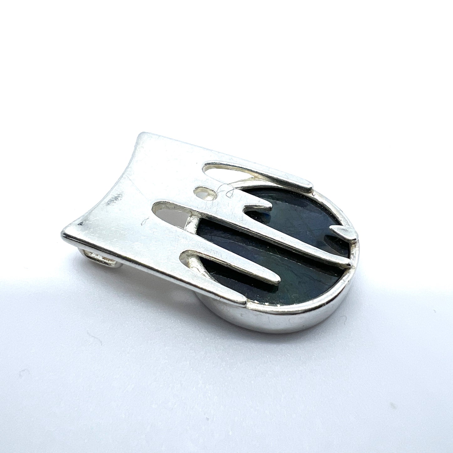 Kultakeskus Oy, Finland. Vintage Sterling Silver Spectrolite Pendant.