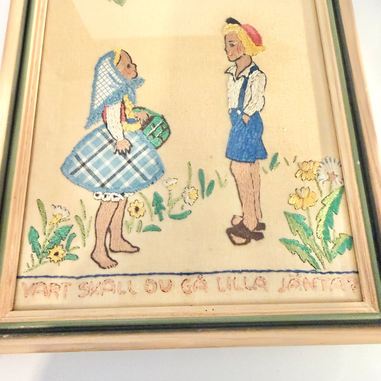Sweden. Vintage c 1940s Framed Embroidery