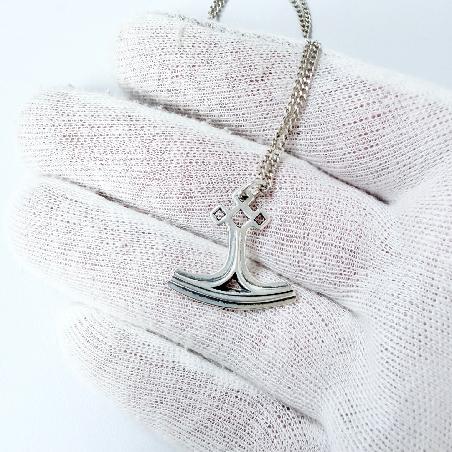 Kalevala Koru, Finland. Vintage Sterling Silver Thor's Hammer pendant Necklace.