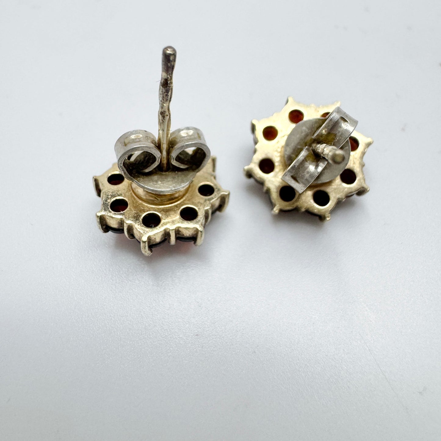 Vintage Solid Silver Garnet Cluster Stud Earrings.