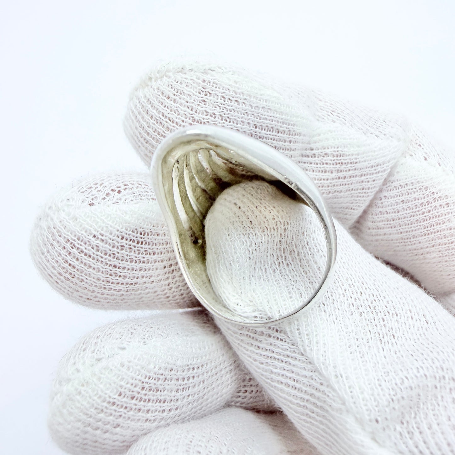 Vintage Sterling Silver Onyx Ring.