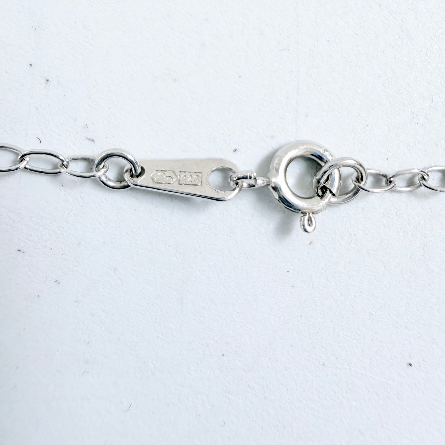 Kultakeskus, Finland. Design Liisa Vitali, Sterling Silver Necklace