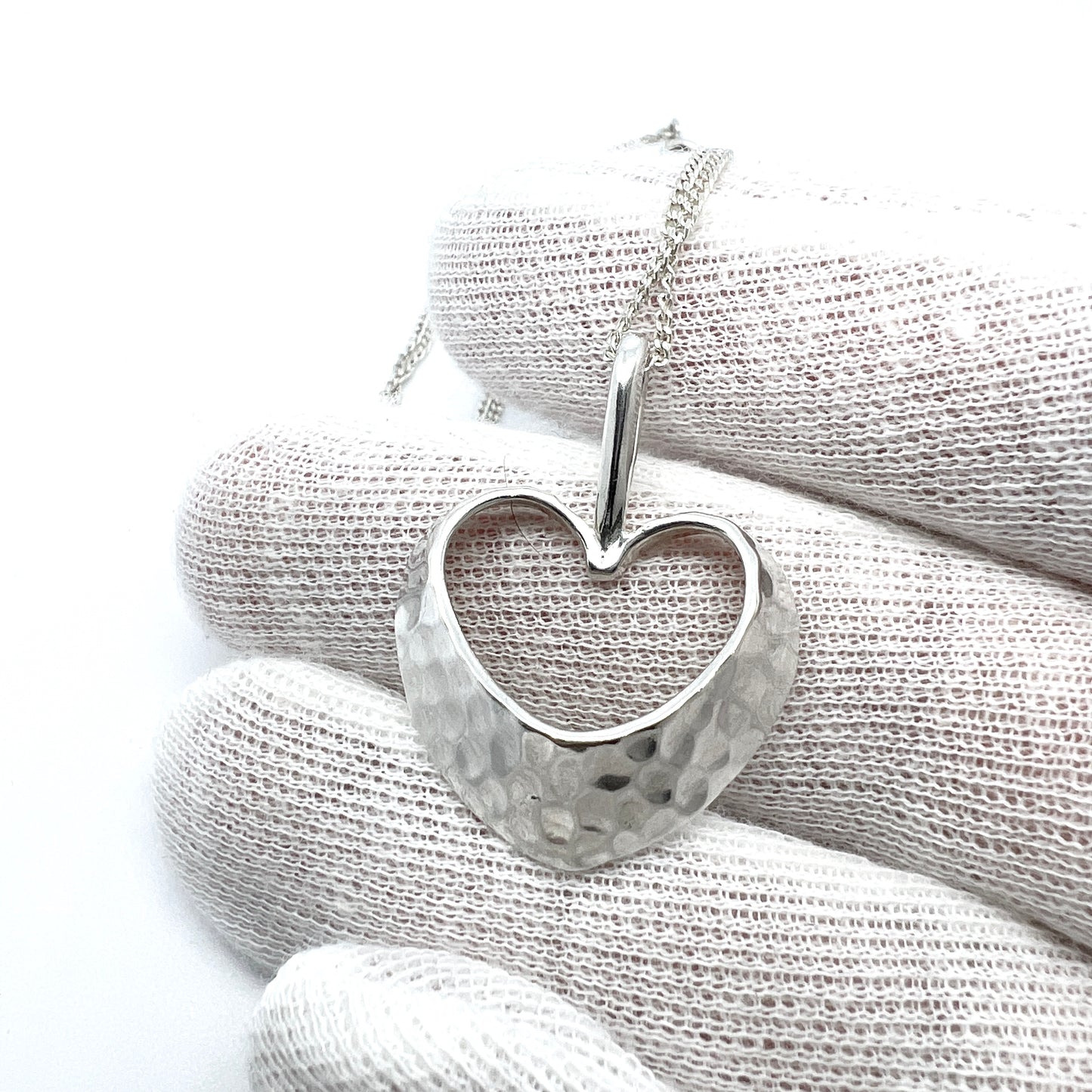 Alton, Sweden 1974. Vintage Sterling Silver Hammered Heart Pendant Necklace.