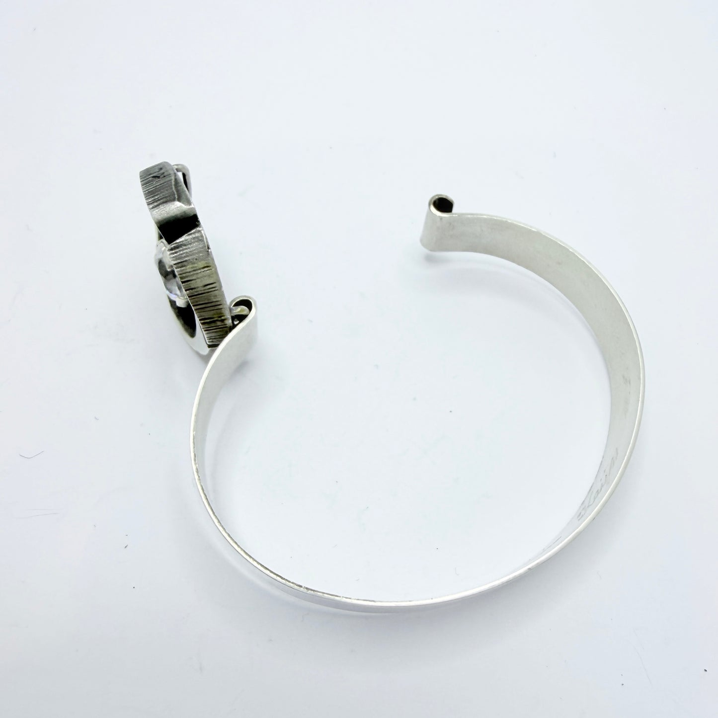 Sten & Laine, Finland 1976. Vintage Sterling Silver Rock Crystal Hinged Bangle Bracelet