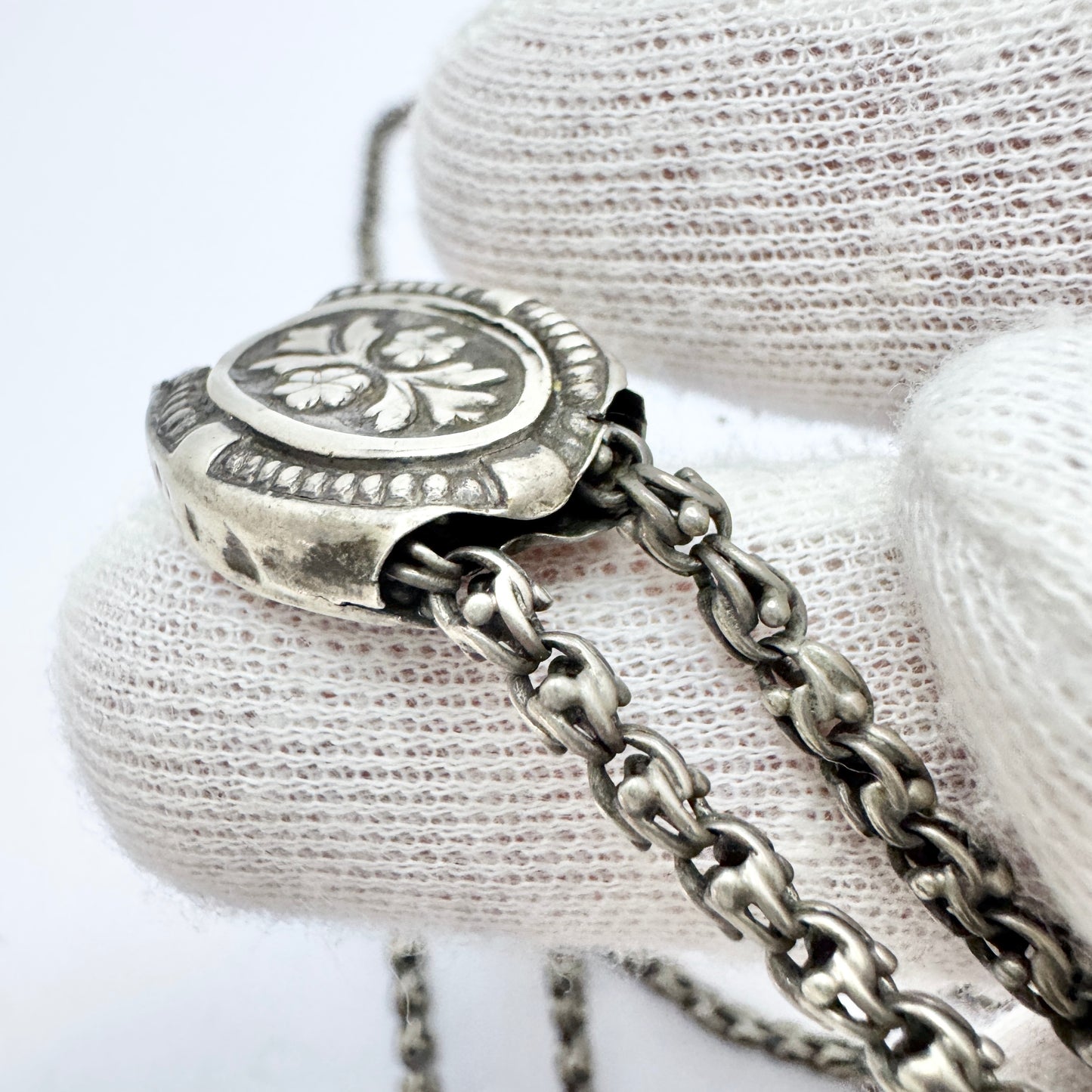 Antique Victorian Solid Silver 136cm / 54in Chain with Slider. Pls read description