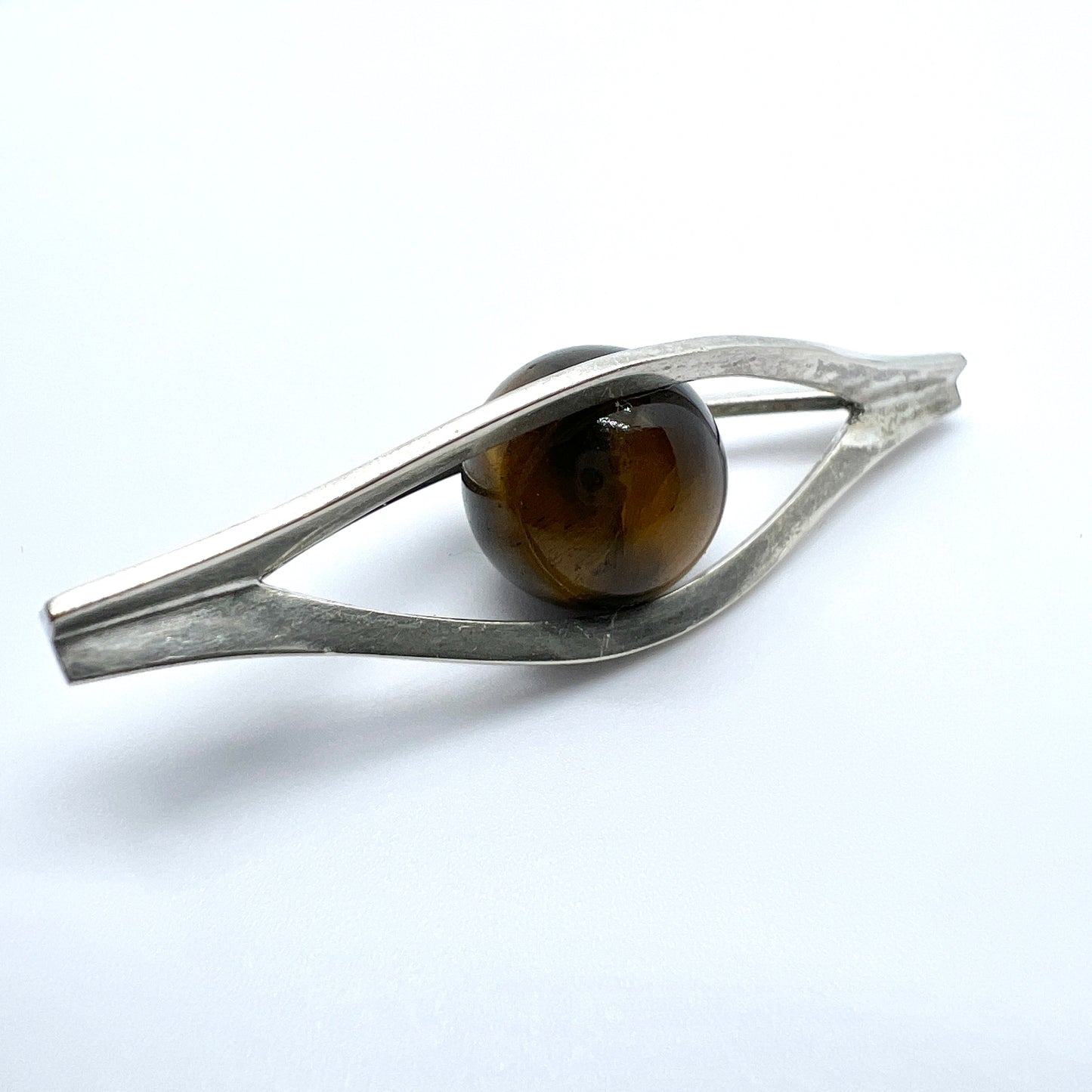 Elis Kauppi, Kupittaan Kulta Finland 1962. Vintage Solid Silver Tiger's Eye Pendant.