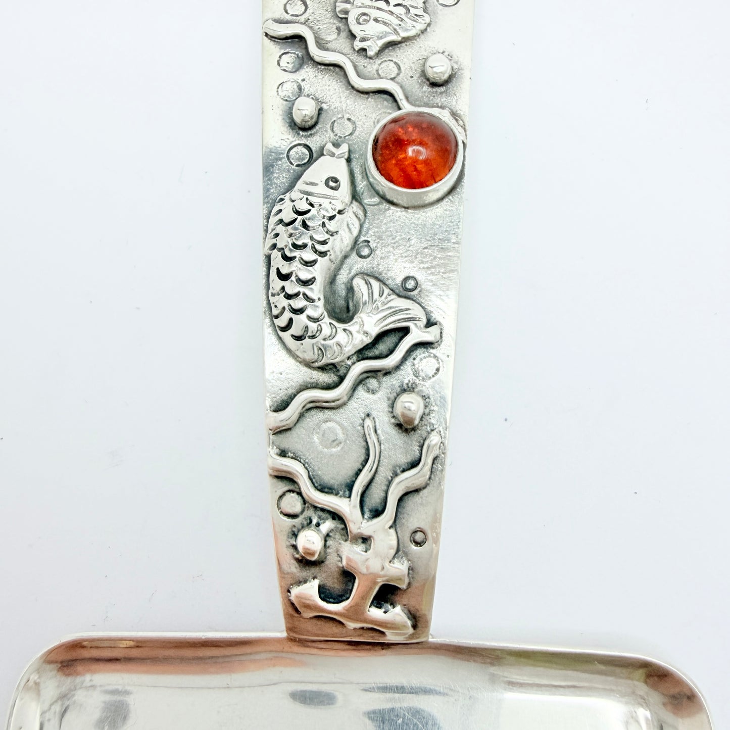 Walter Kramer for Georg Kramer. Fischland Germany Art Deco Silver Amber Cake Server