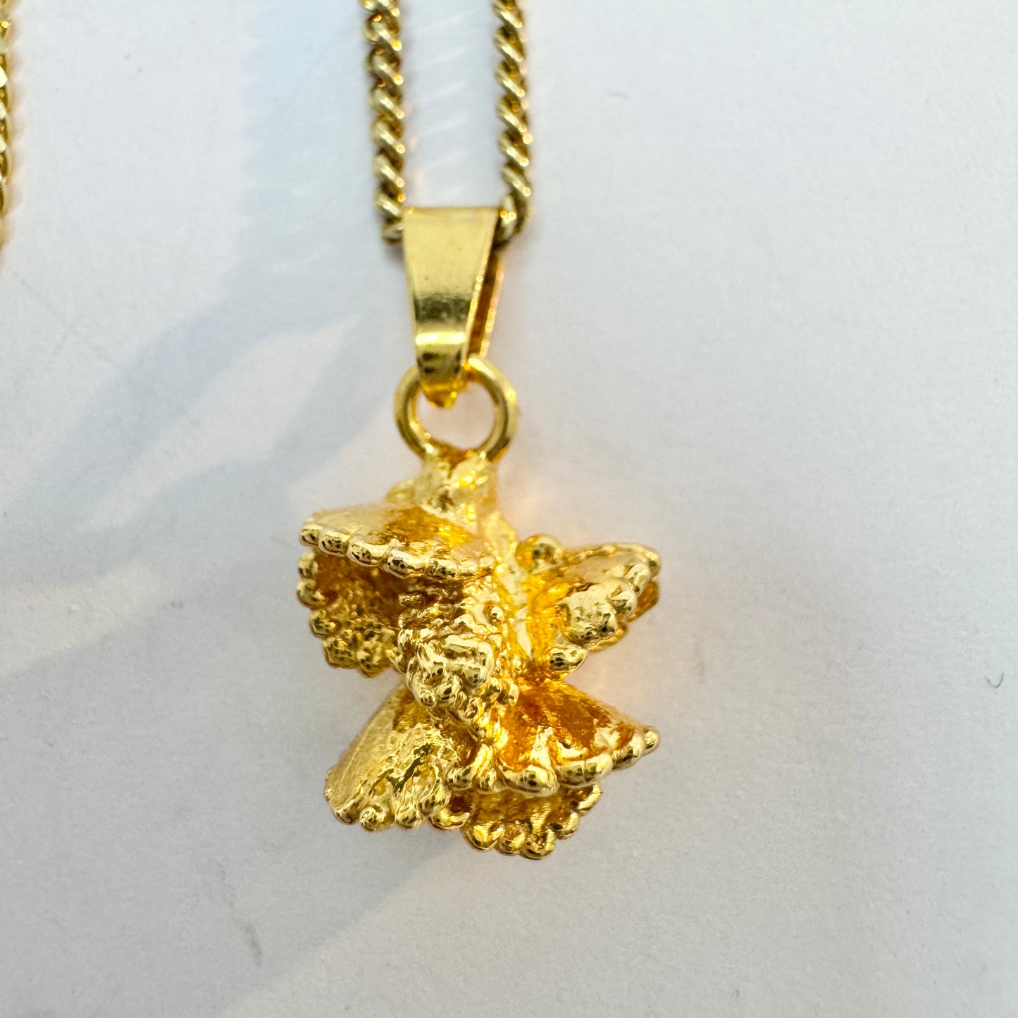Flora Danica, Denmark. Vintage Gold Gilt Sterling Silver Pendant Necklace.