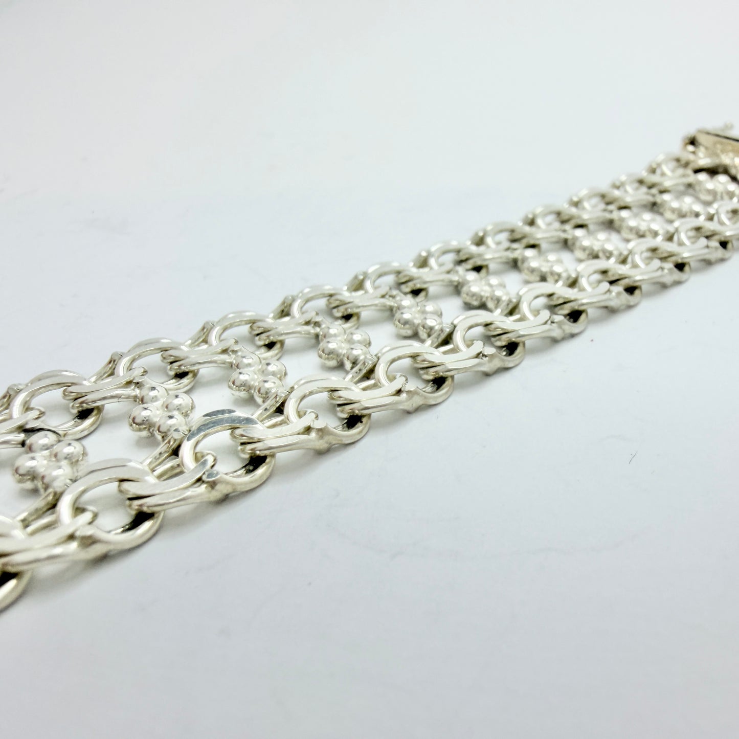 Göte Engström, Sweden 1974. Vintage Solid Silver Double Bismarck Bracelet