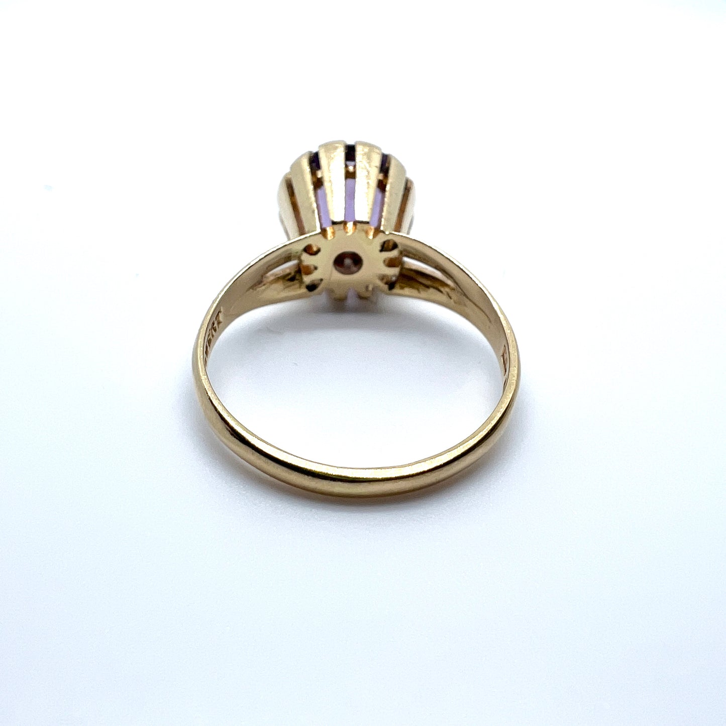 Atelje Stigbert, Sweden 1959. Vintage Mid-century Modern 18k Gold Amethyst Ring.