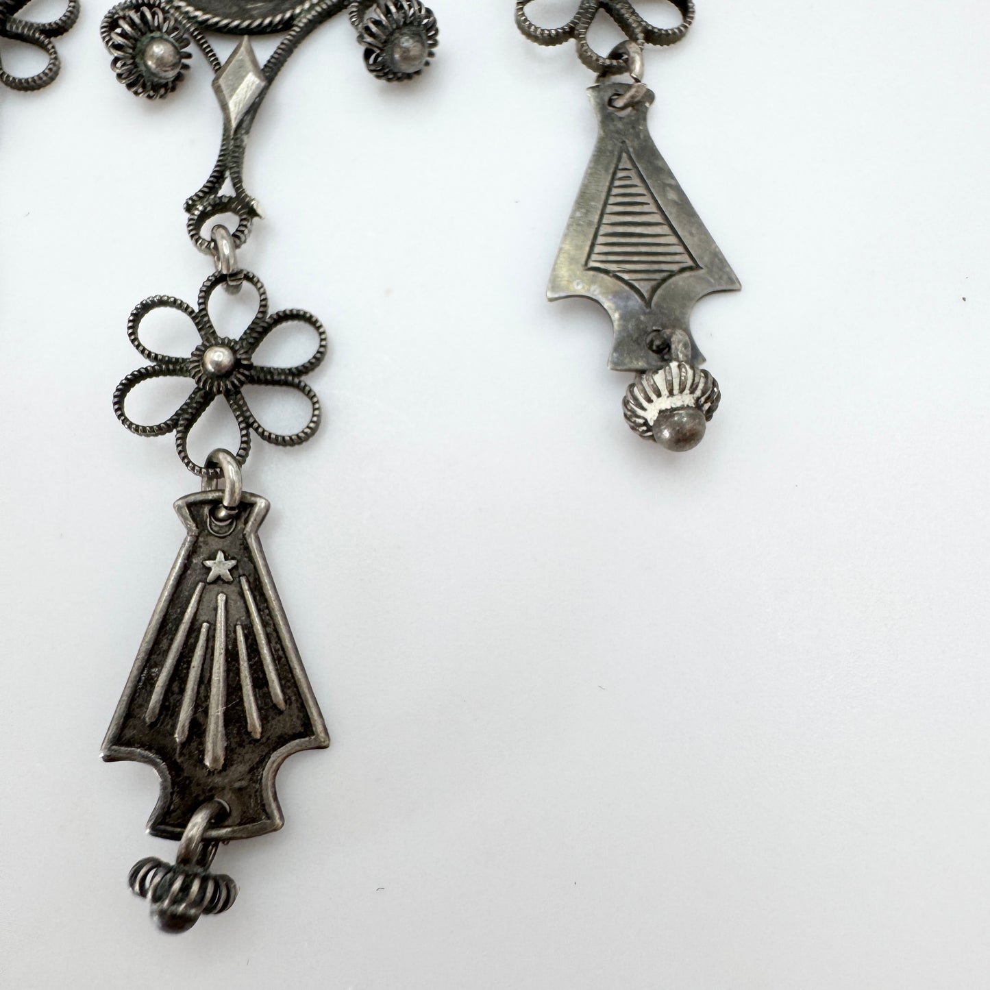 Clement Berg, Norway c 1910. Antique Dragestil Sølje Brooch in Solid Silver.