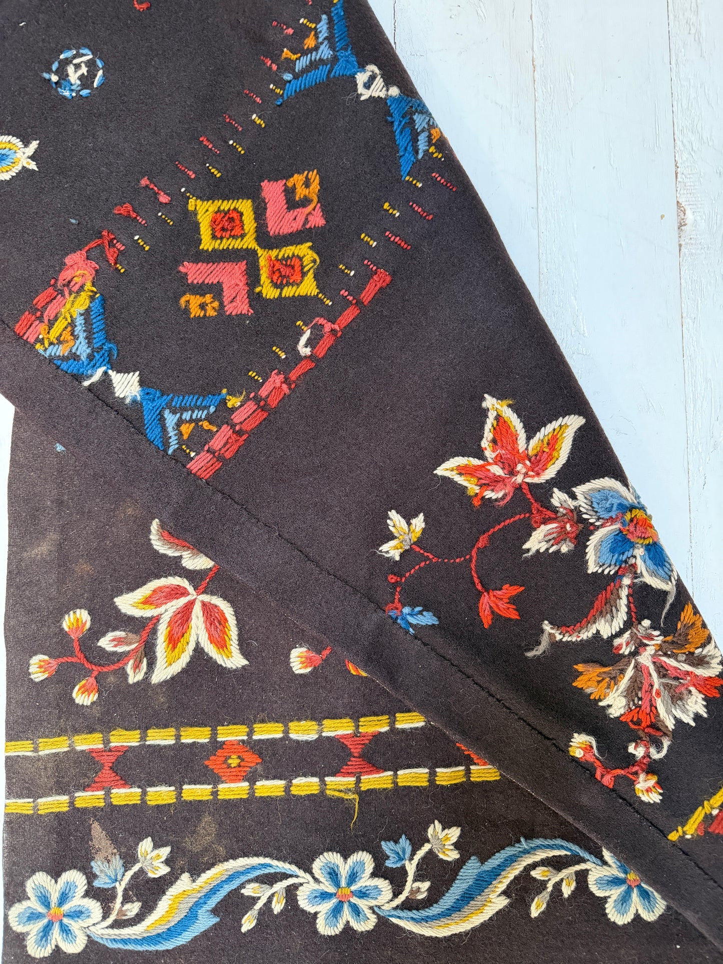 Skåne, Sweden. Antique 175cm / 68.9in Tapestry Wool Table Runner