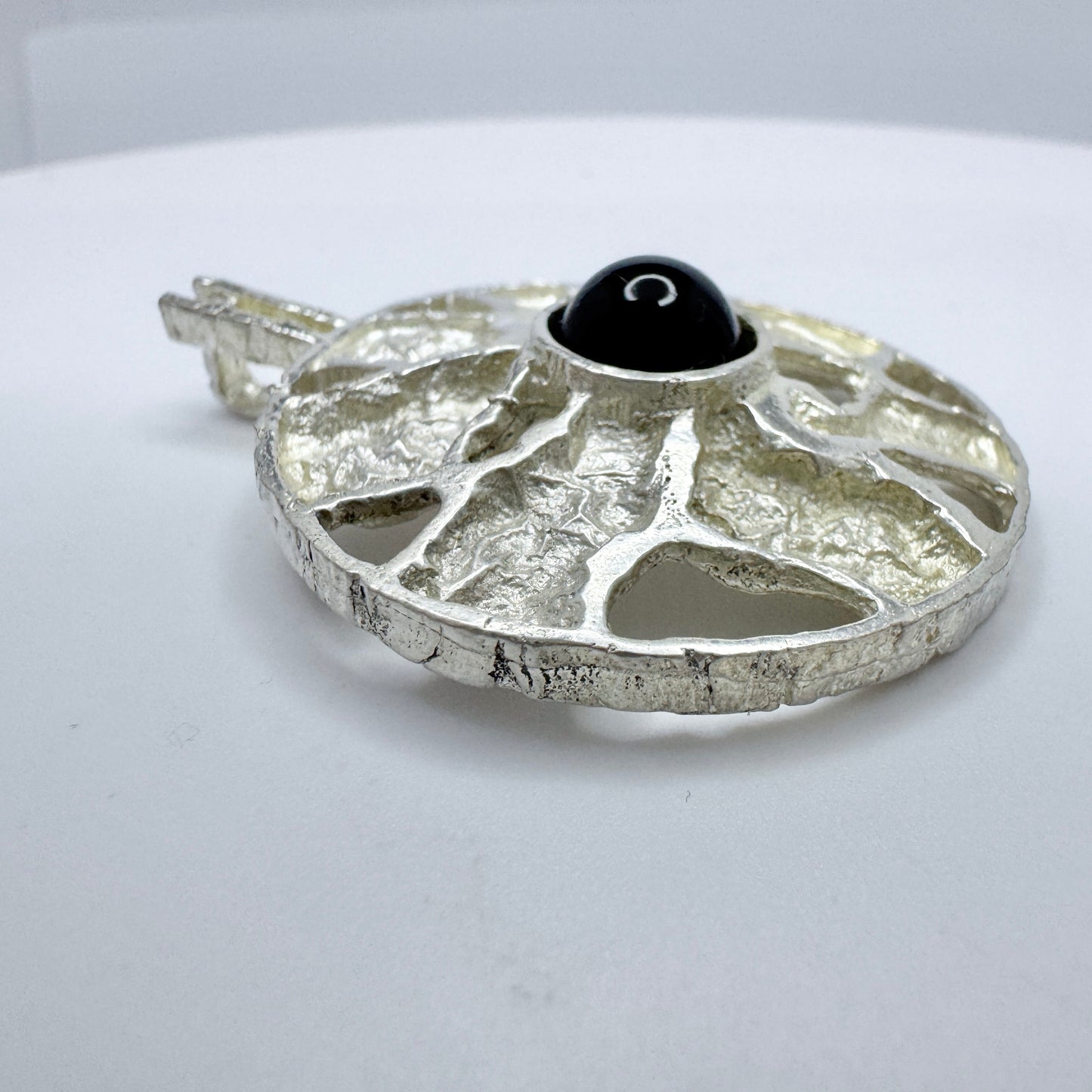 Herman Siersbøl, Denmark 1970s. Vintage Sterling Silver Onyx Pendant.