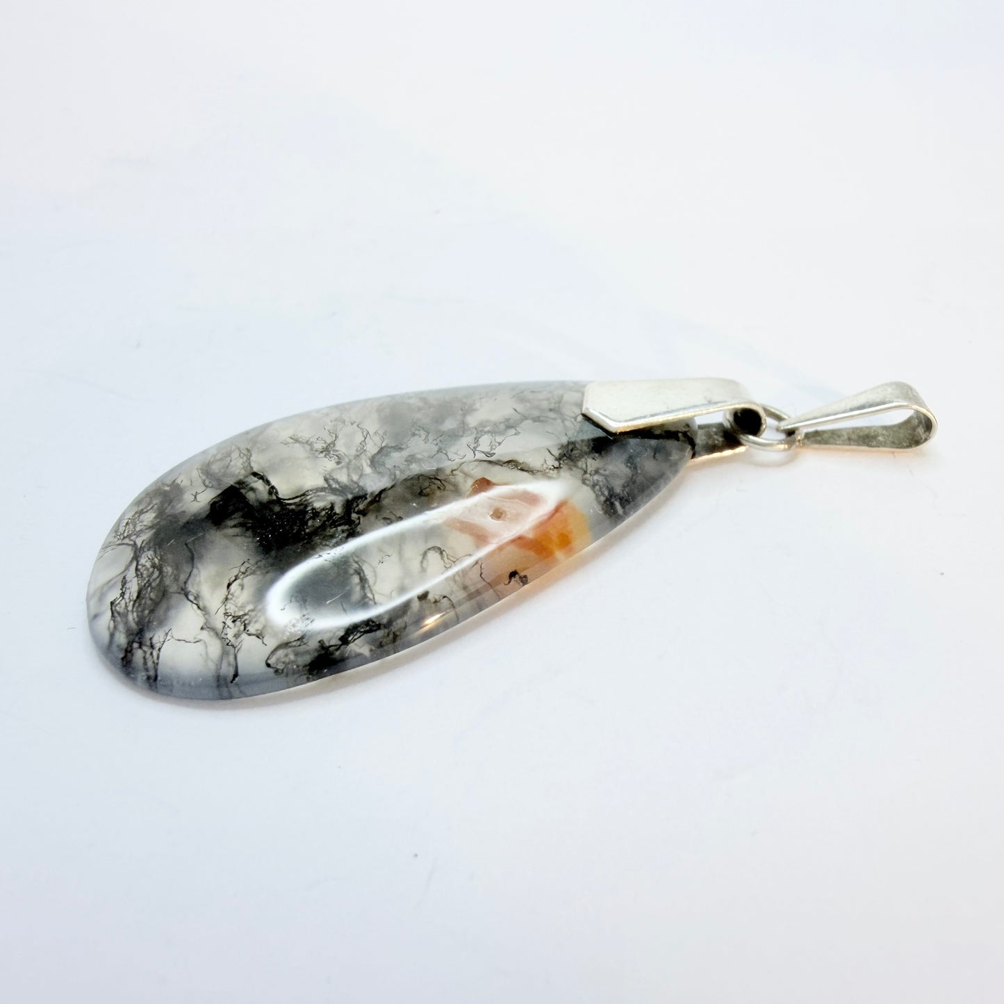 Vintage c 1970. Solid Silver Moss Agate Pendant.