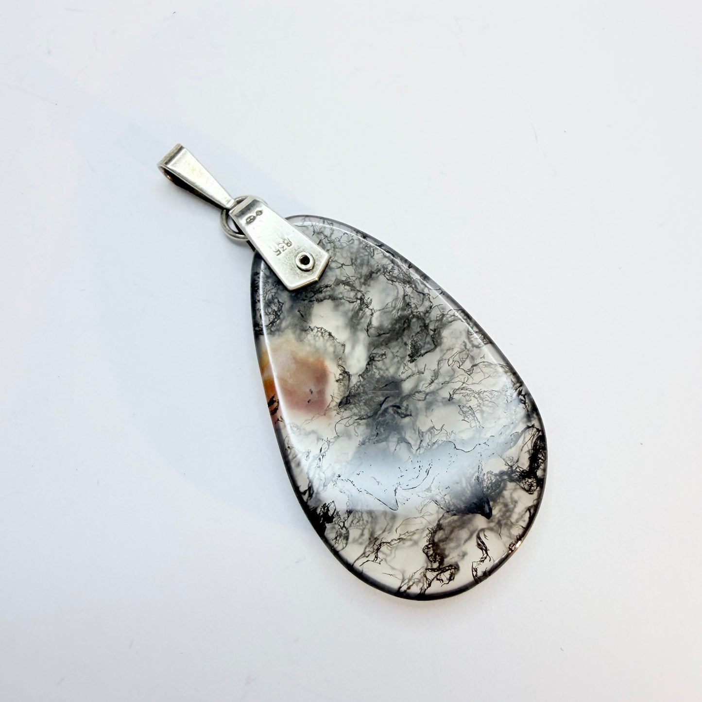 Vintage c 1970. Solid Silver Moss Agate Pendant.