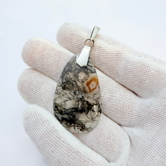 Vintage c 1970. Solid Silver Moss Agate Pendant.