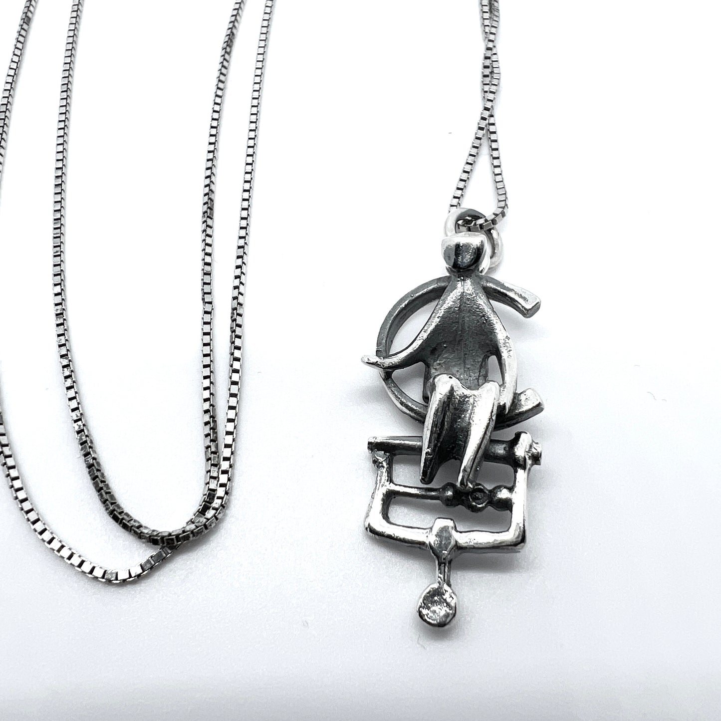 Jorma Laine for Kultateollisus, Finland 1970s Sterling Silver Pendant + Long Box Chain.