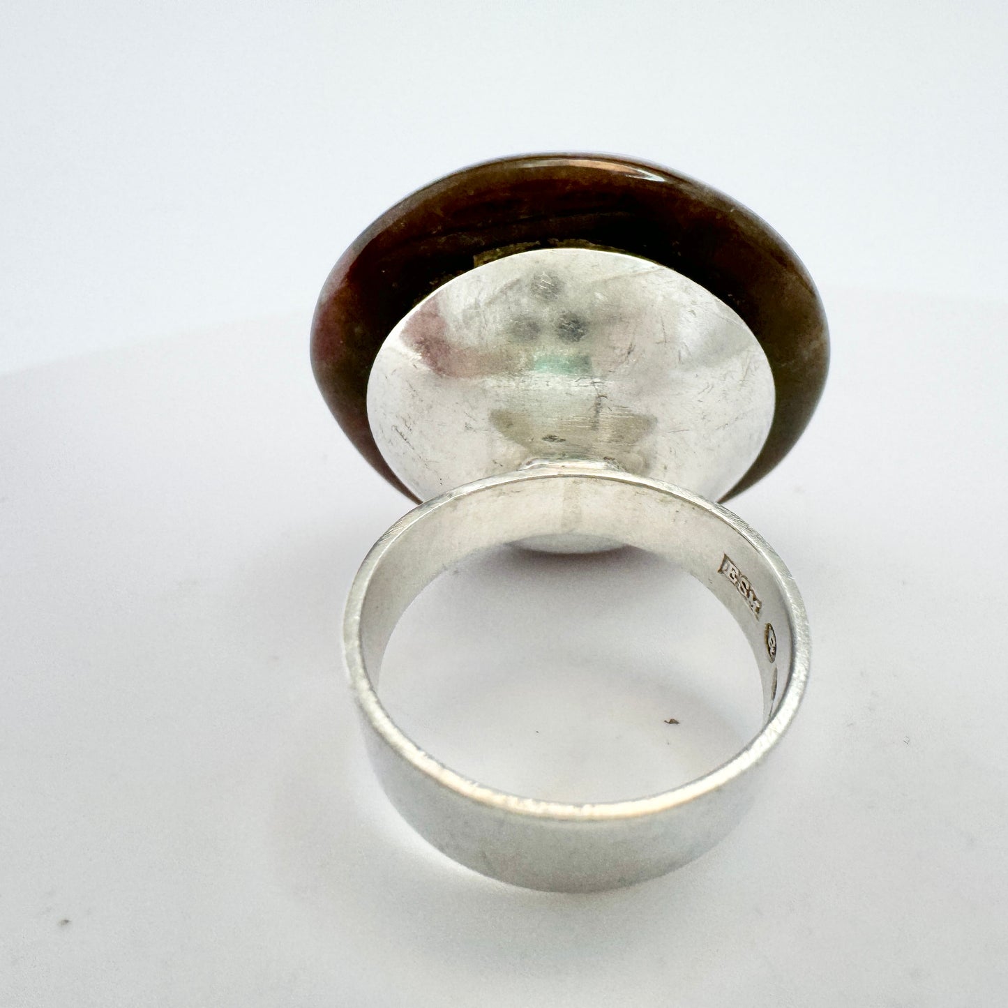 Svedbom, Sweden 1968. Vintage Sterling Silver Large Polished Rhodonite Ring.