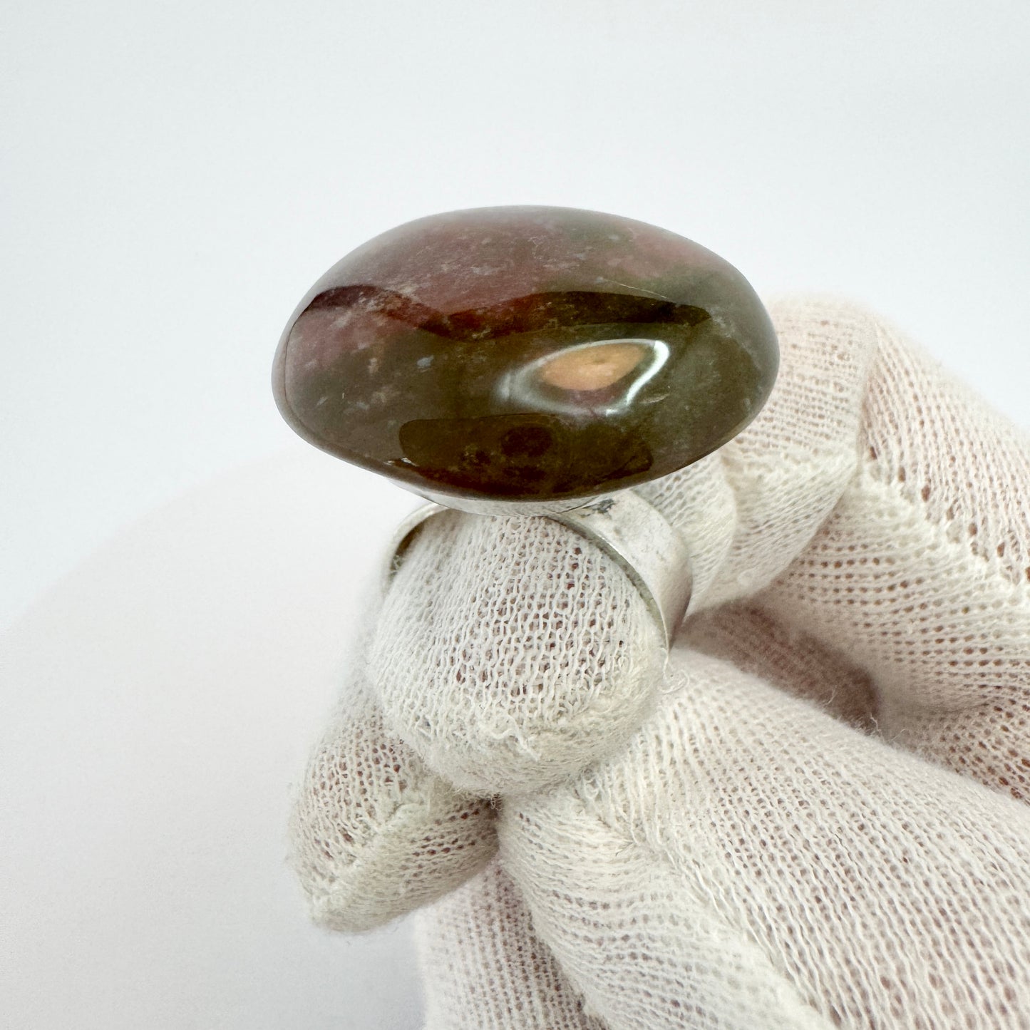 Svedbom, Sweden 1968. Vintage Sterling Silver Large Polished Rhodonite Ring.