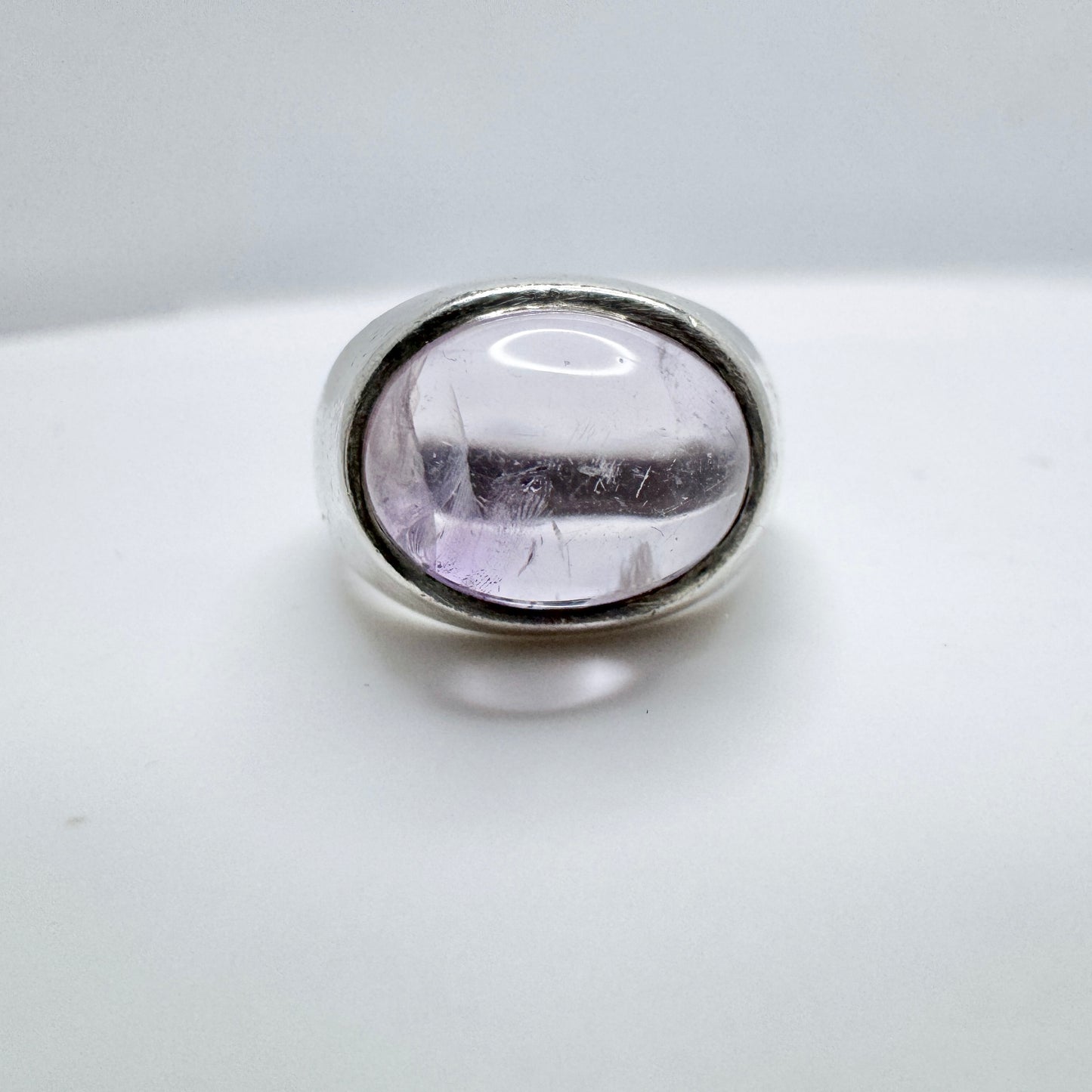 G Dahlgren, Sweden 1960s. Vintage Sterling Silver Pale Amethyst Pinky Ring.