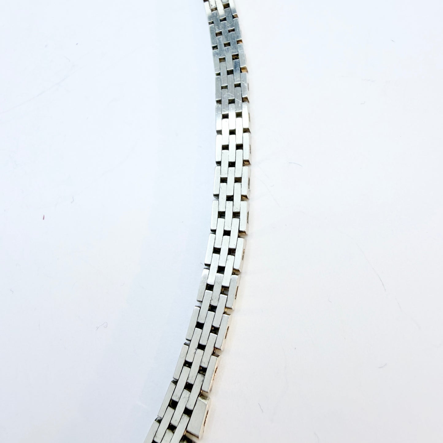 Tage Hansen Guldsmedie, Denmark c 1970s. Solid Silver Necklace.