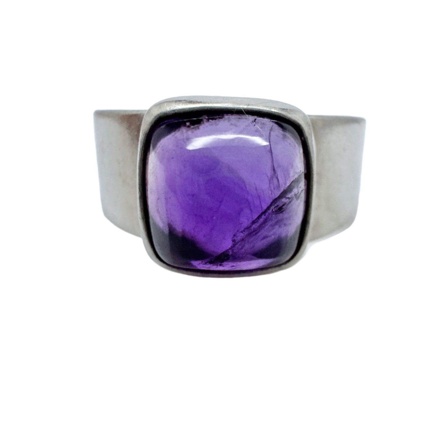 Sweden ca 1950-60s. Solid Silver Amethyst rRng.