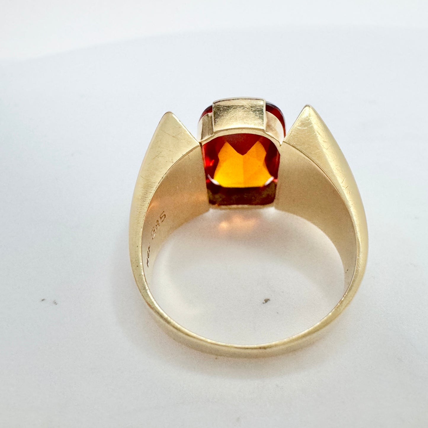 Hugo Grun, Denmark c 1940s. Vintage 14k Gold Synthetic Sapphire Ring.