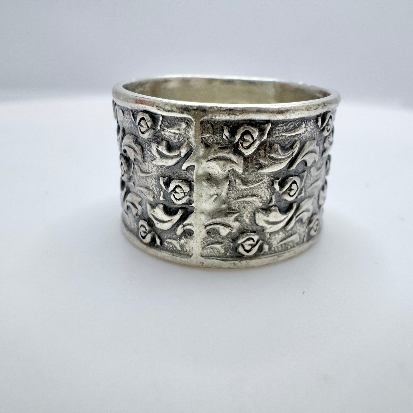 Victor Janson, Sweden year 1960. Vintage Sterling Silver Flower Band Ring.