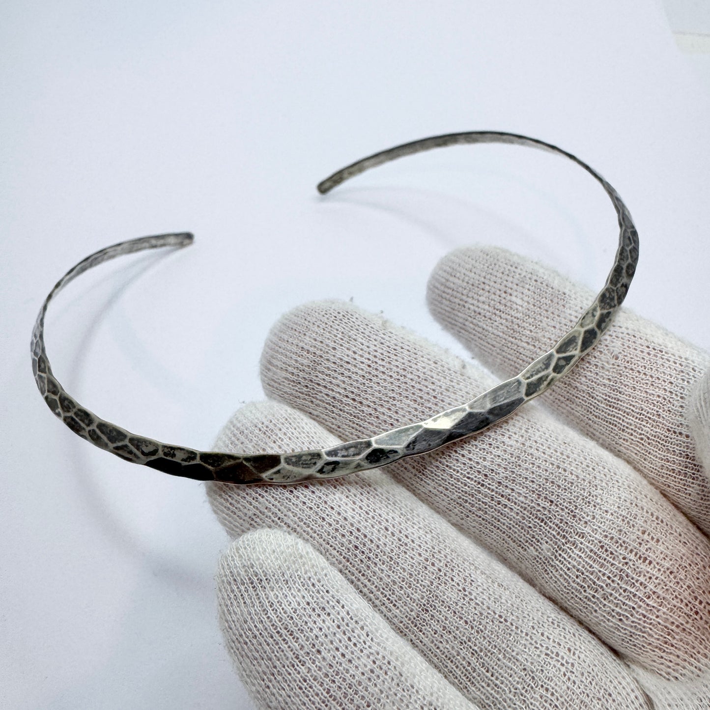 Sweden ca 1970. Vintage Sterling Silver Neck-ring Necklace.