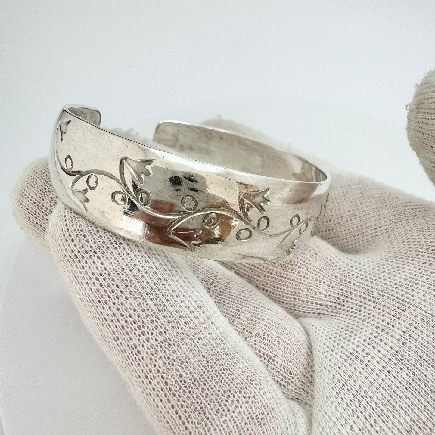 Holmström, Sweden 1949. Vintage Sterling Silver Cuff Bracelet.