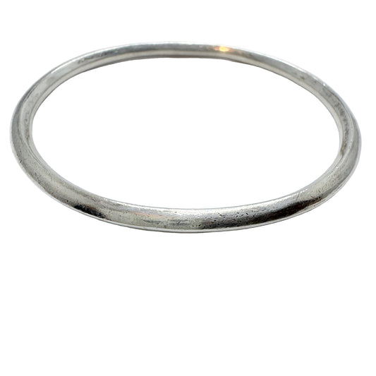 Bengt Liljedahl, Sweden 1976. Solid Sterling Silver Bangle Bracelet.