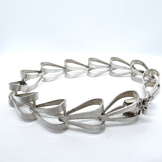 Urpo Hakala, Finland. Vintage Sterling Silver Bracelet.