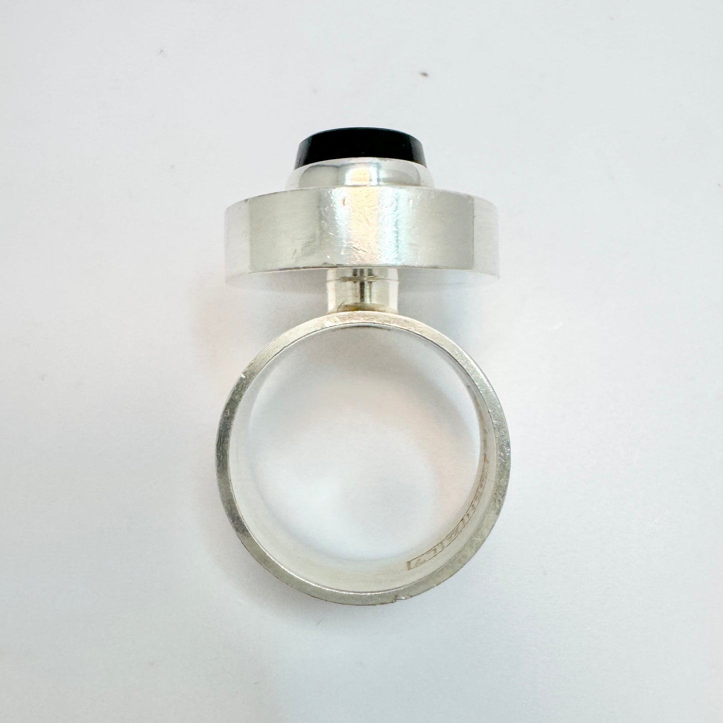 Elis Kauppi, Kupittaan Kulta Finland 1964. Vintage Modernist Solid Silver Onyx Ring.