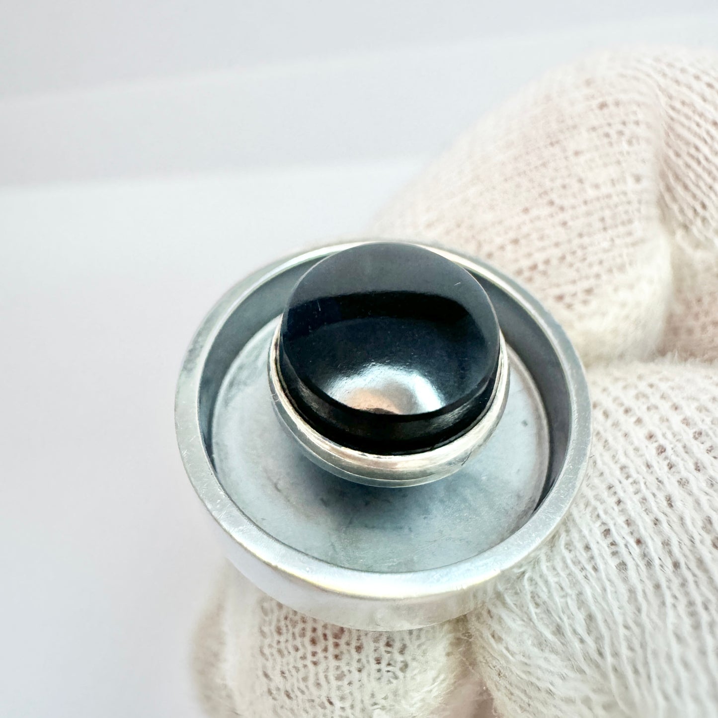 Elis Kauppi, Kupittaan Kulta Finland 1964. Vintage Modernist Solid Silver Onyx Ring.