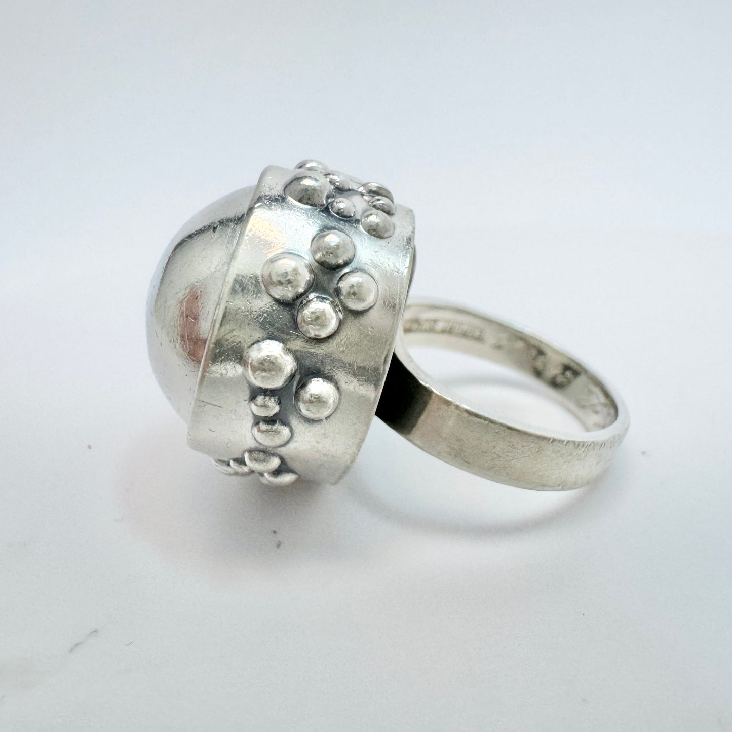 Erik Granit, Finland 1969. Bold Vintage Space Age Solid Silver Ring.