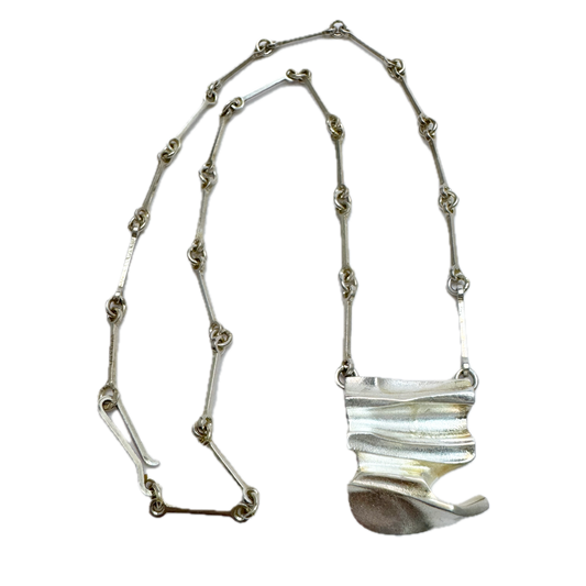 Bjorn Weckstrom for Lapponia, Finland 1985. Vintage Sterling Silver Pendant Necklace.