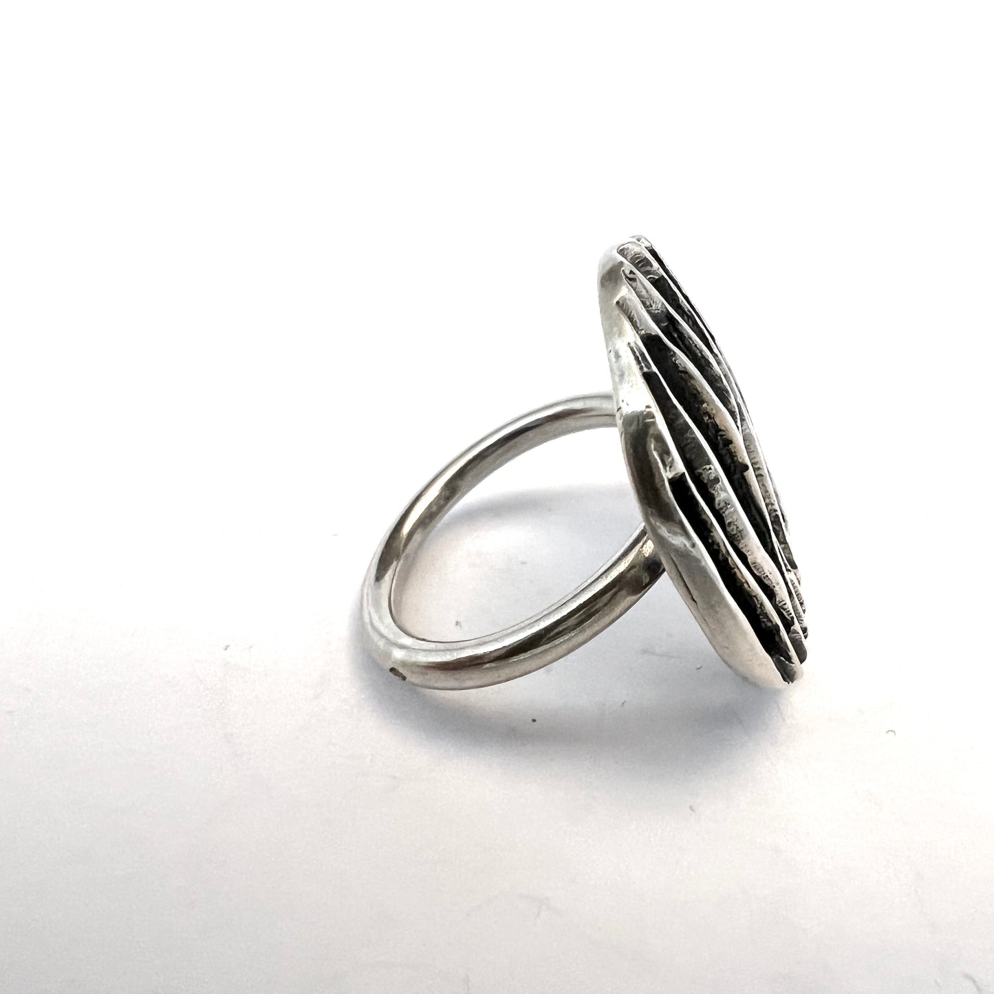 France 1960s. Vintage Modernist Sterling Silver Ring.