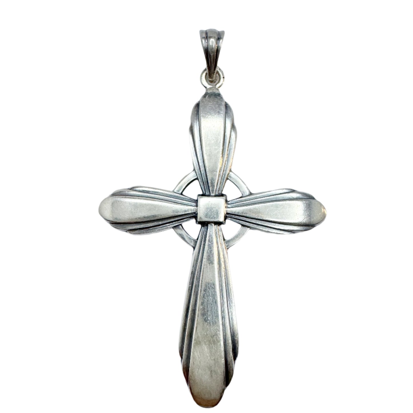 G Dahlgren, Sweden 1946. Vintage Solid Silver Cross Pendant.
