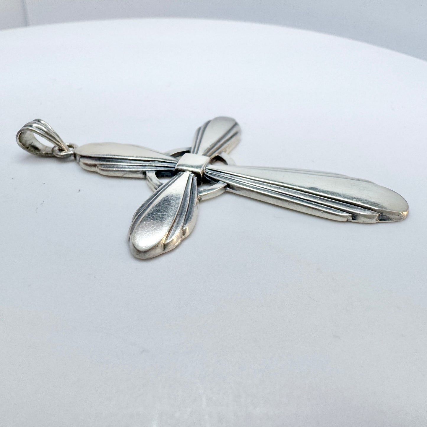 G Dahlgren, Sweden 1946. Vintage Solid Silver Cross Pendant.