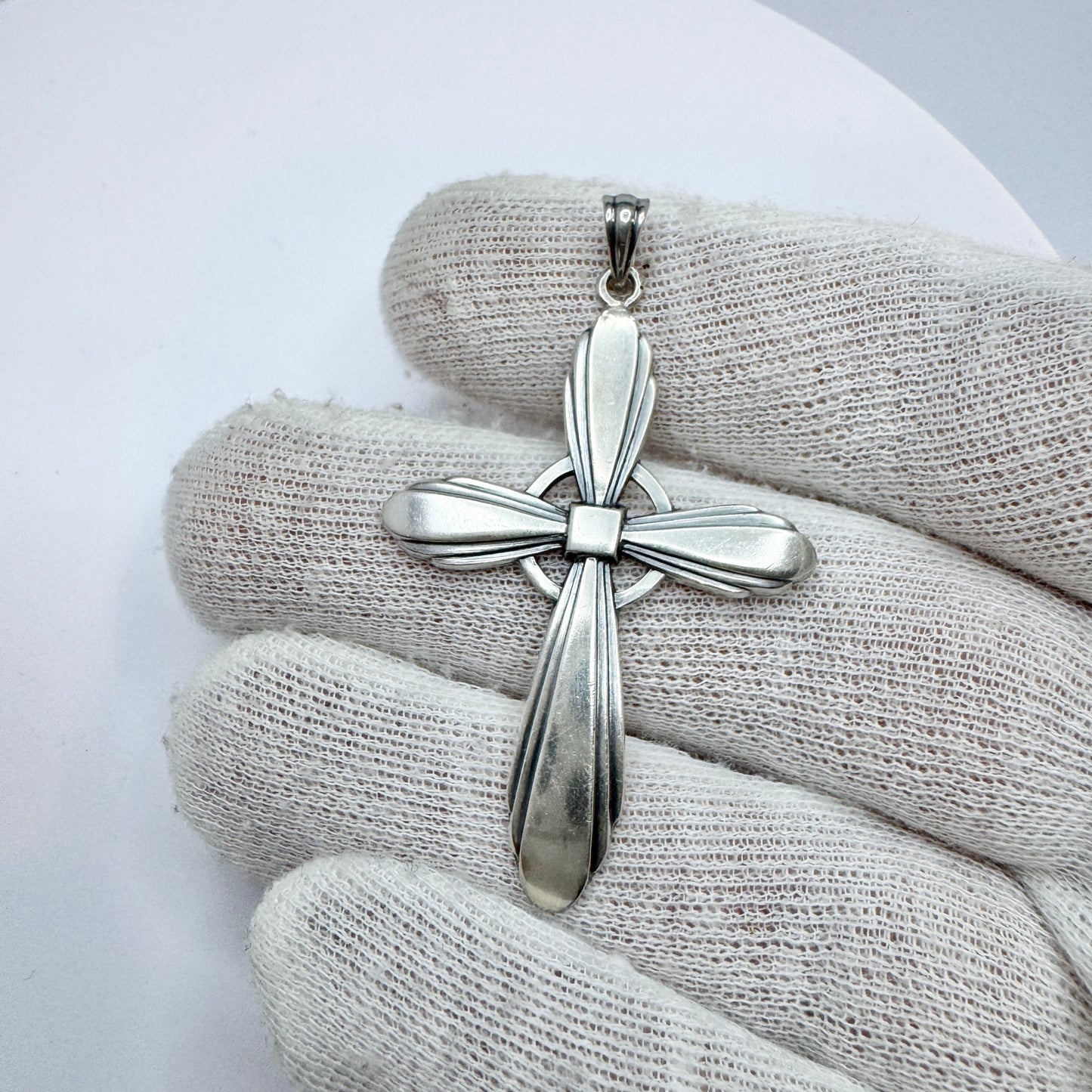 G Dahlgren, Sweden 1946. Vintage Solid Silver Cross Pendant.