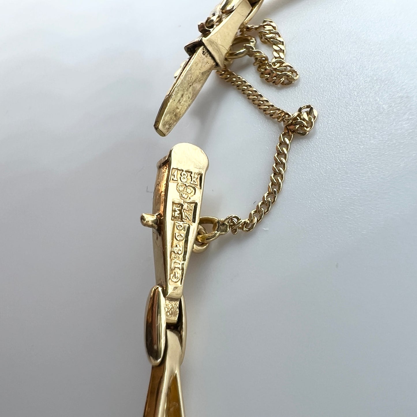 G Dahlgren, Sweden 1927. Art Deco 18k Gold Pearl Bracelet.